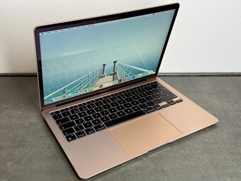 MacBook Air 13'' 2020 / M1 / 8GB / 256GB SSD / Gold - 2