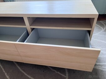 TV stolek IKEA, starší varianta modelu Besta - 2