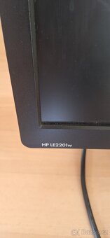 LCD monitor HP LE2201w - 2