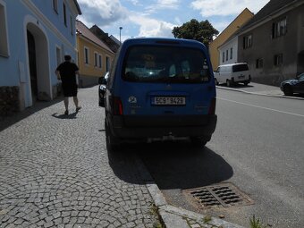 Prodám automobil citroen berlingo 20hdi r.v 2002 - 2