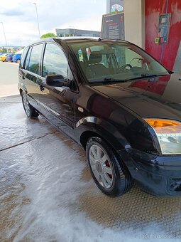 Ford fusion - 2