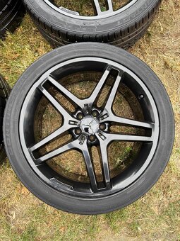Kola mercedes benz amg r 21 - 2