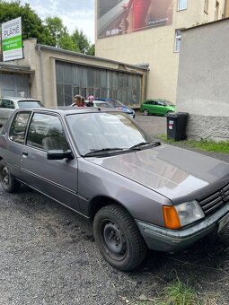 Peugeot 205 Diesel - 2