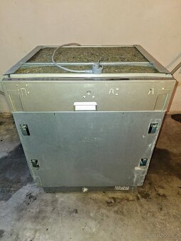 Myčka Whirlpool ADG 9836/1na opravu nebo na náhradní díly - 2