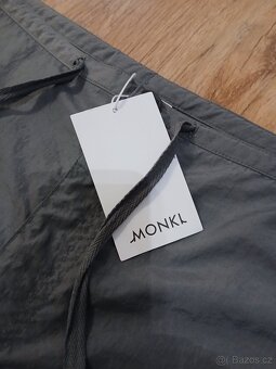 Dámské outdoor kalhoty Monki vel. M - L nové - 2