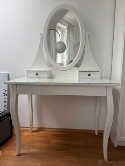 Toaletní stolek se zrcadlem IKEA + stolicka - 2