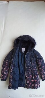 Květovaný kabátek-bunda, vel. 9-10 let - 2