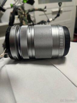 Olympus M.Zuiko Digital 40–150 mm f/4–5.6 R - 2