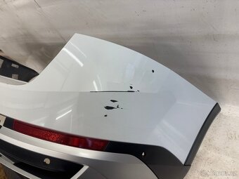 Zadní nárazník Škoda Superb 3 kombi scout - 2