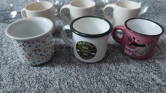 Hrnky a skleničky - 2