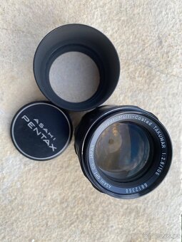 Asahi Pentax Super-Multi-Coated Takumar 105mm f/2,8 (M42). - 2