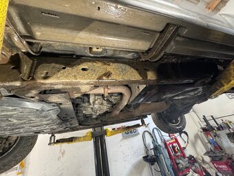 Nissan pathfinder 2006 - 2