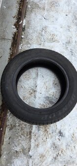 Pneu Dunlop 185/60/15 - 2
