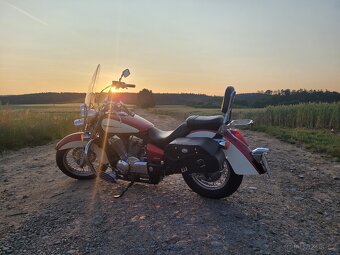 Honda Shadow 750 - nádherná - 2