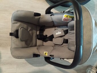 Autosedačka Joie - 2