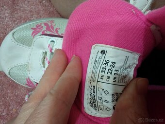 Dívčí kolečkové brusle - 2