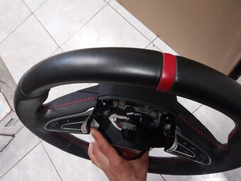 Volant Renault megane 4 RS - 2