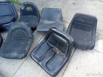 Sedačka na zahradní traktor - 2