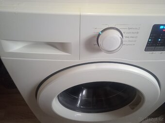 Pračka Samsung. Na 7kg. - 2
