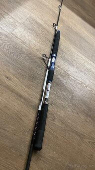 Rybářský prut na sumce spin - 2