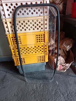 Avia kabinové okno. - 2