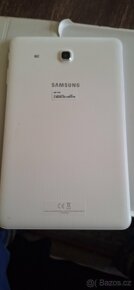 Samsung Tab E  10' - 2