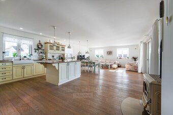 Prodej novostavby rodinného domu, 160 m2, pozemek 1602m2, Bl - 2