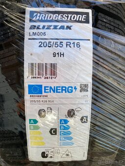 Bridgestone Blizzak LM005 205/55 R16 91H - 2
