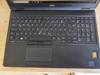 Dell 5580 i7 7600U / 8 RAM / WIN 10 / čtěte - 2