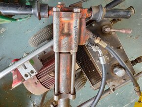 Hydraulické bourací kladivo STANLEY BR 45 - 2