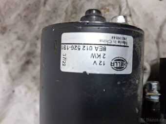 Startér motoru Hella 8EA 012 526-191 - 2