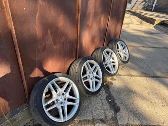 Mercedes kola AMG 5x112 r19 - 2