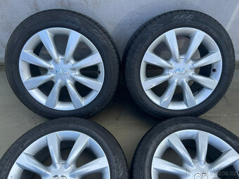 Alu kola Infiniti 8X18 5X114,3 ET47 225/55R18 98V 8,5mm - 2