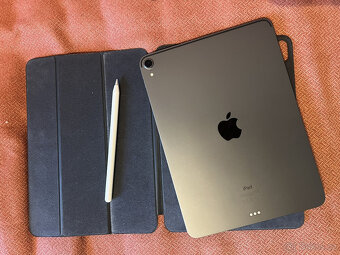 Apple iPad Pro 11" 64GB Wifi + Apple Pencil - 2