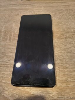 Motorola Edge 20 + Moto Buds+ + Moto Tag - 2