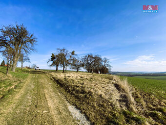 Prodej zahrady s maringotkou, 2921 m², Soběsuky - 2