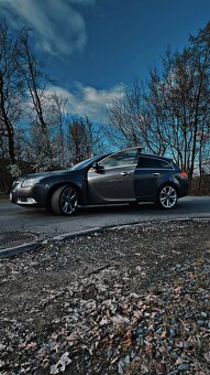 Opel insignia 2.0cdti - 2