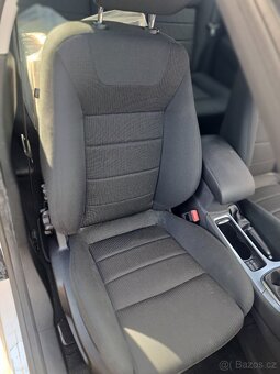 Sedačky Ford mondeo mkIV - 2
