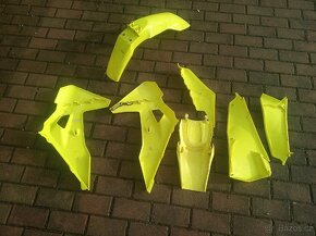 Plasty Husqvarna 2020-23 - 2