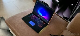 Dell Alienware 15 R3 / Windows 11 Home / Herní notebook - 2