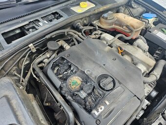 Škoda Superb, 1.8i, 110kw. R.V. 2002. Shořel svazek elektri - 2