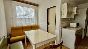 Pronájem rodinného domu 4+1 se zahradou a garáží – Cetoraz u - 2
