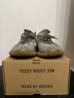 Adidas Yeezy Boost - 2