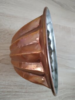 Měděná forma na bábovku l - 2