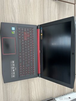 Acer Nitro AN515-52 - 2