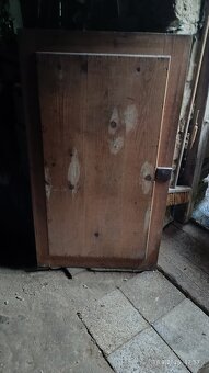 Staré skříňové dveře - 2