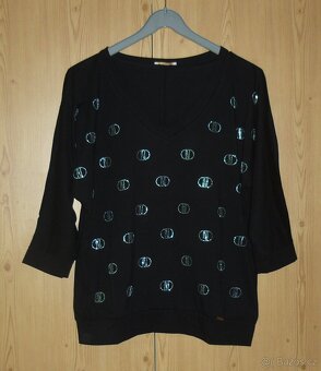 Černé dámské tričko Megi Collection - 2