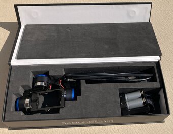 Prodám tříosý stabilizátor pro GoPro - 2