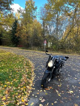KTM 990 SuperDuke LC8 - 2
