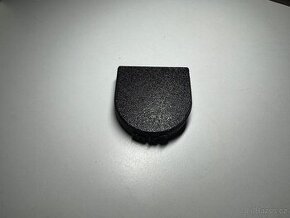 VW Golf mk2 krytka na zadní tažné oko. - 2